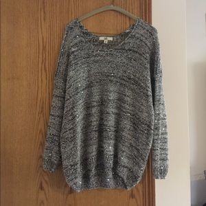 YA LONG SLEEVE BLACK, GRAY & WHITE SWEATER