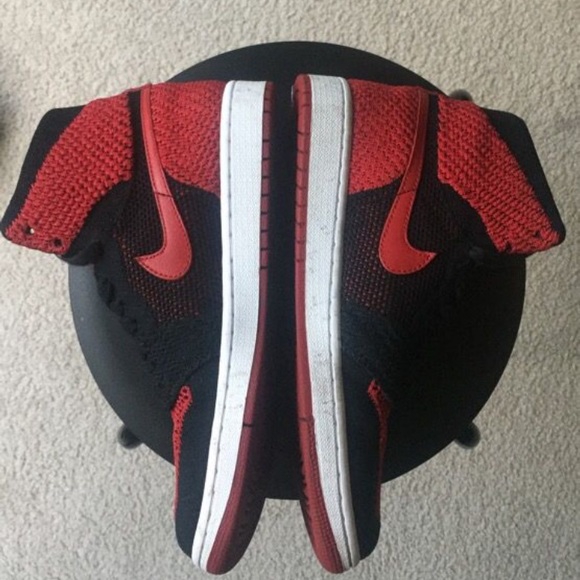 Jordan 1 banned flyknit size 9 - Picture 1 of 3