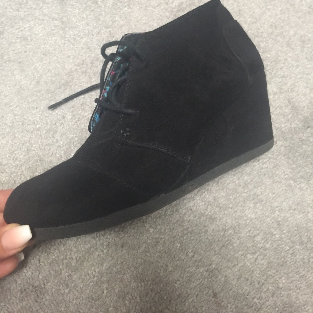 Wedge booties