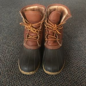 Ll bean tumbled Leather Shearling boot size 7