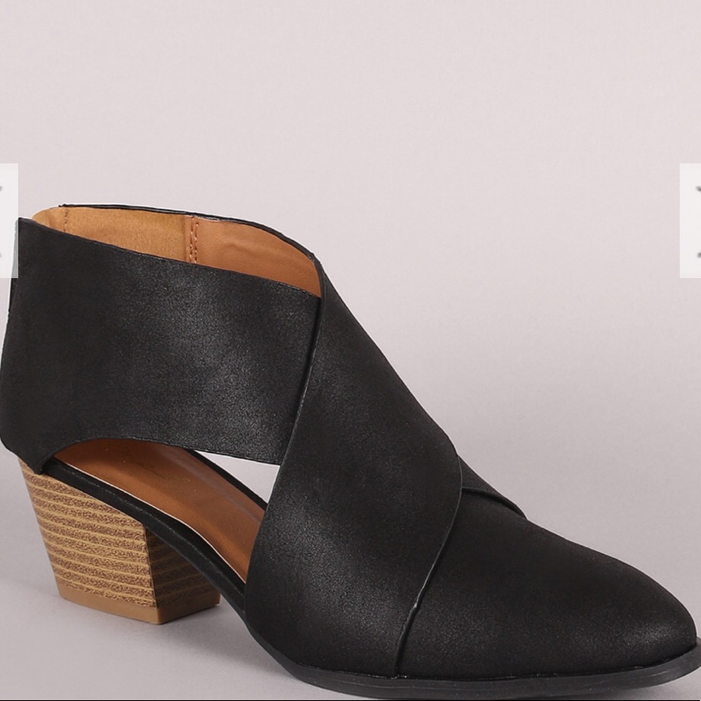ladies low chunky heels little booties. black - Picture 4 of 7