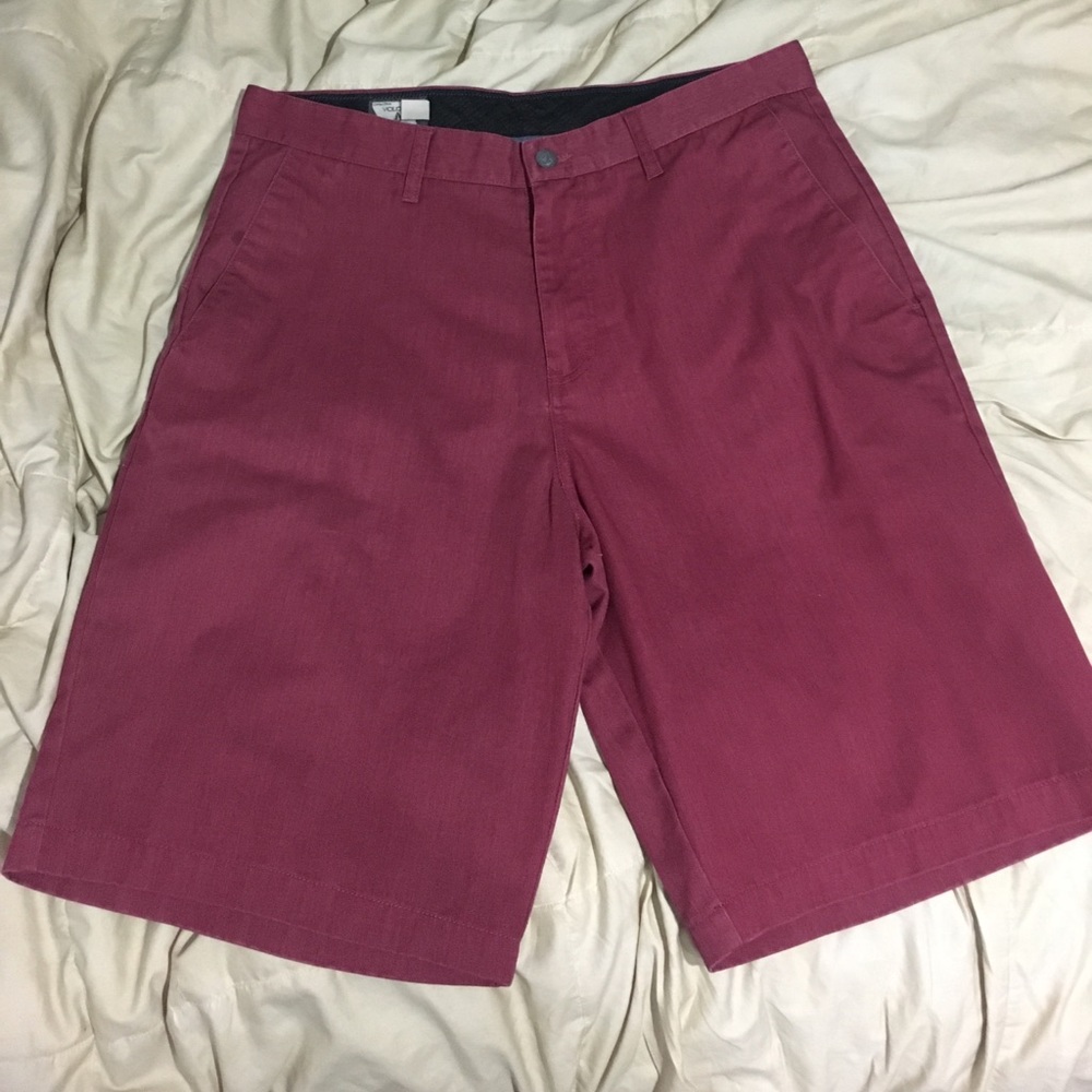 Volcom shorts red walkshorts
