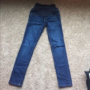 Maternity skinny jeans