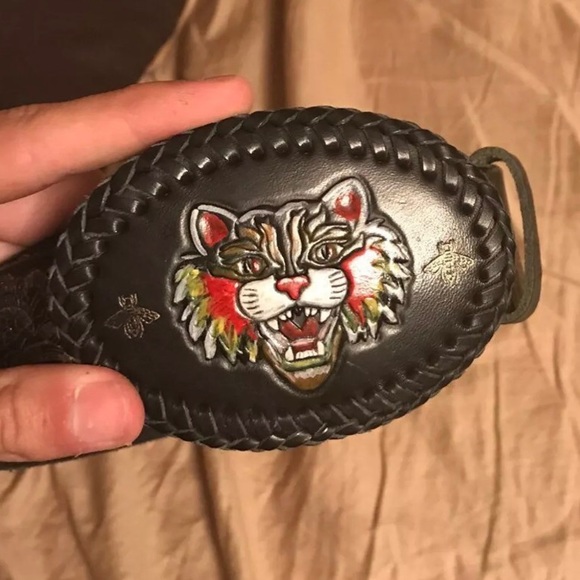Gucci printed leather belt with angery cat buckle. - Picture 2 of 3