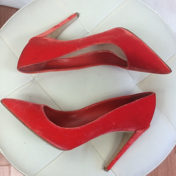 Christian Dior DECLINAISON DEFILE Velvet Pumps - Picture 8 of 8