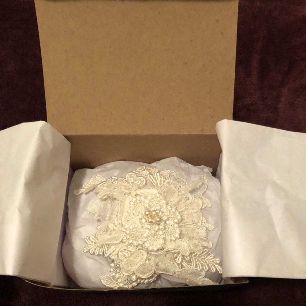 NEW Erica Koesler Wedding Hair Accessory
