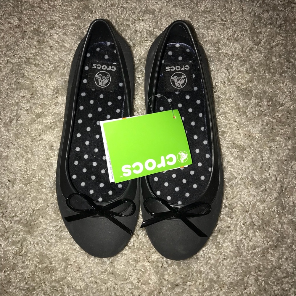 Women’s Crocs Flats NEW WITH TAGS