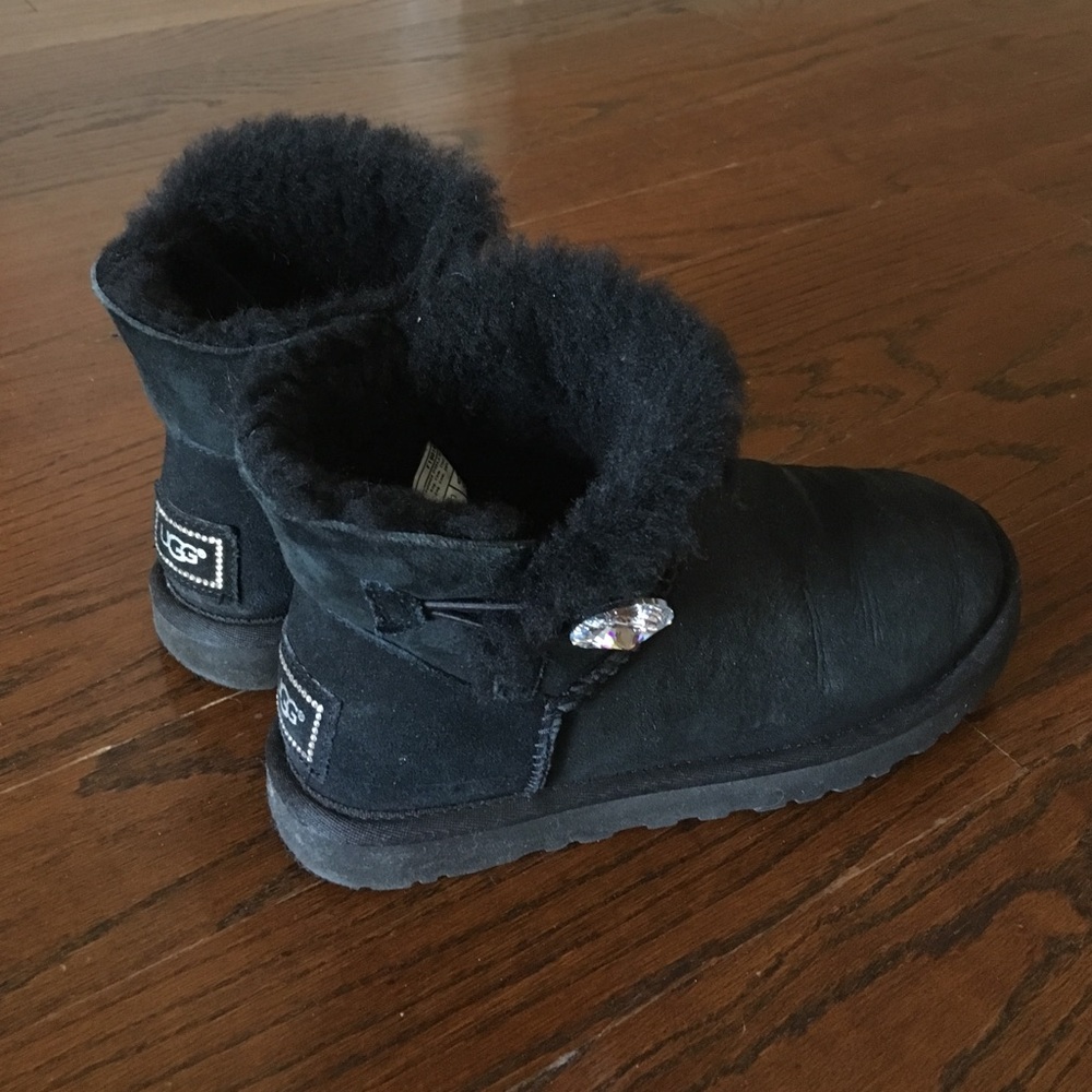 UGG classic ankle boots-Mini Bailey Button Bling