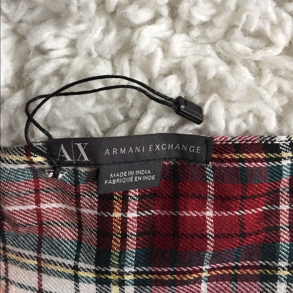 Armani Exchange scarf 🌷🌹🌺 - Picture 4 of 4