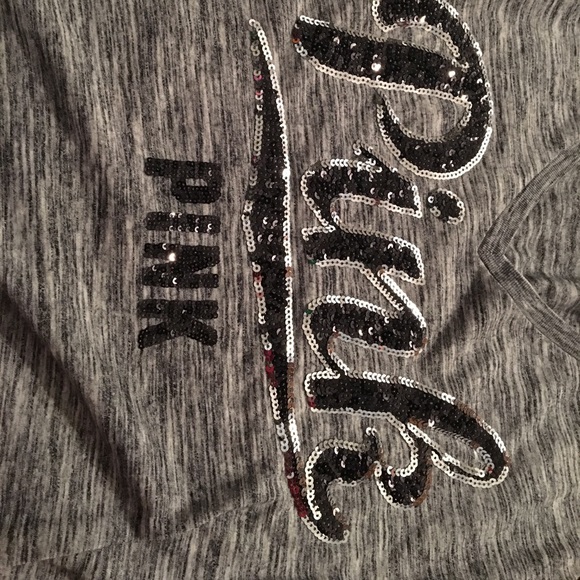 V neck shirt - Picture 2 of 3