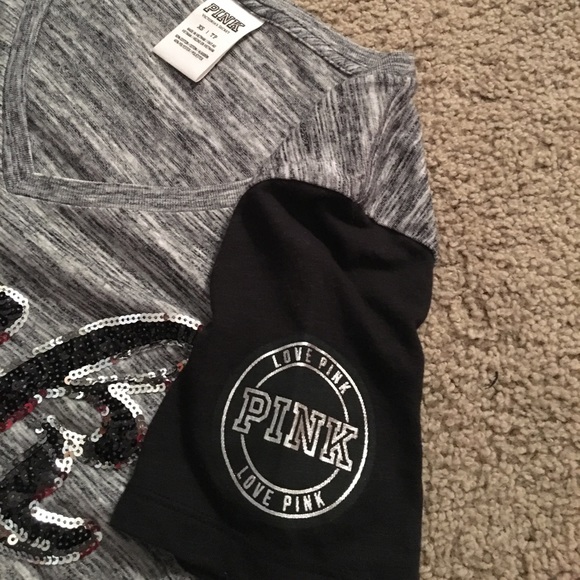 V neck shirt - Picture 3 of 3