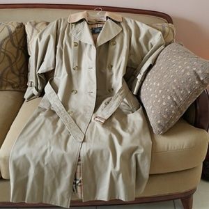 Burberry  Classic Trench Coat w/Removable Collar