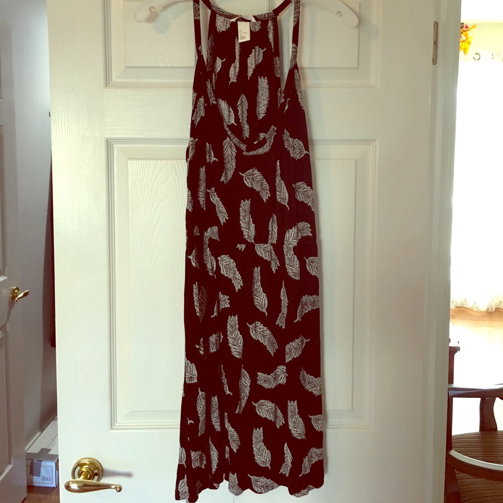 Black and white feather H&M dress size L