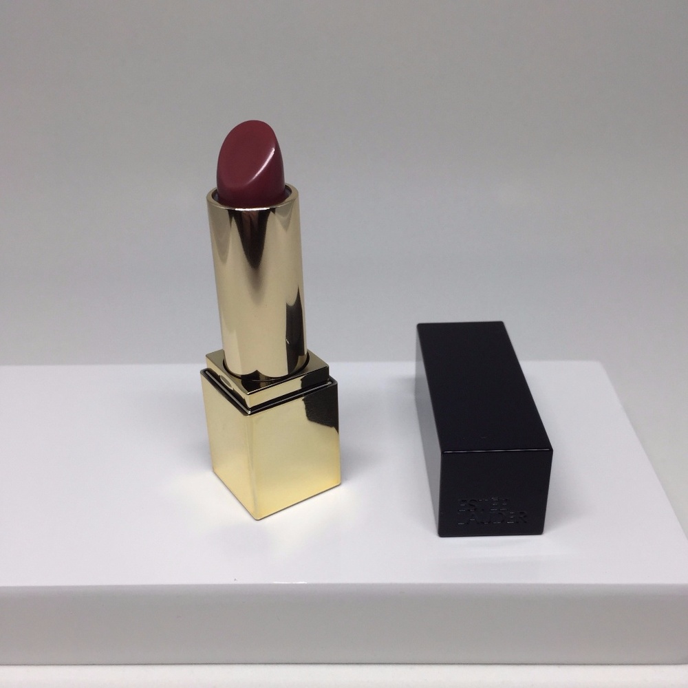 Estee Lauder - Sculpting Lipstick - Irresistible