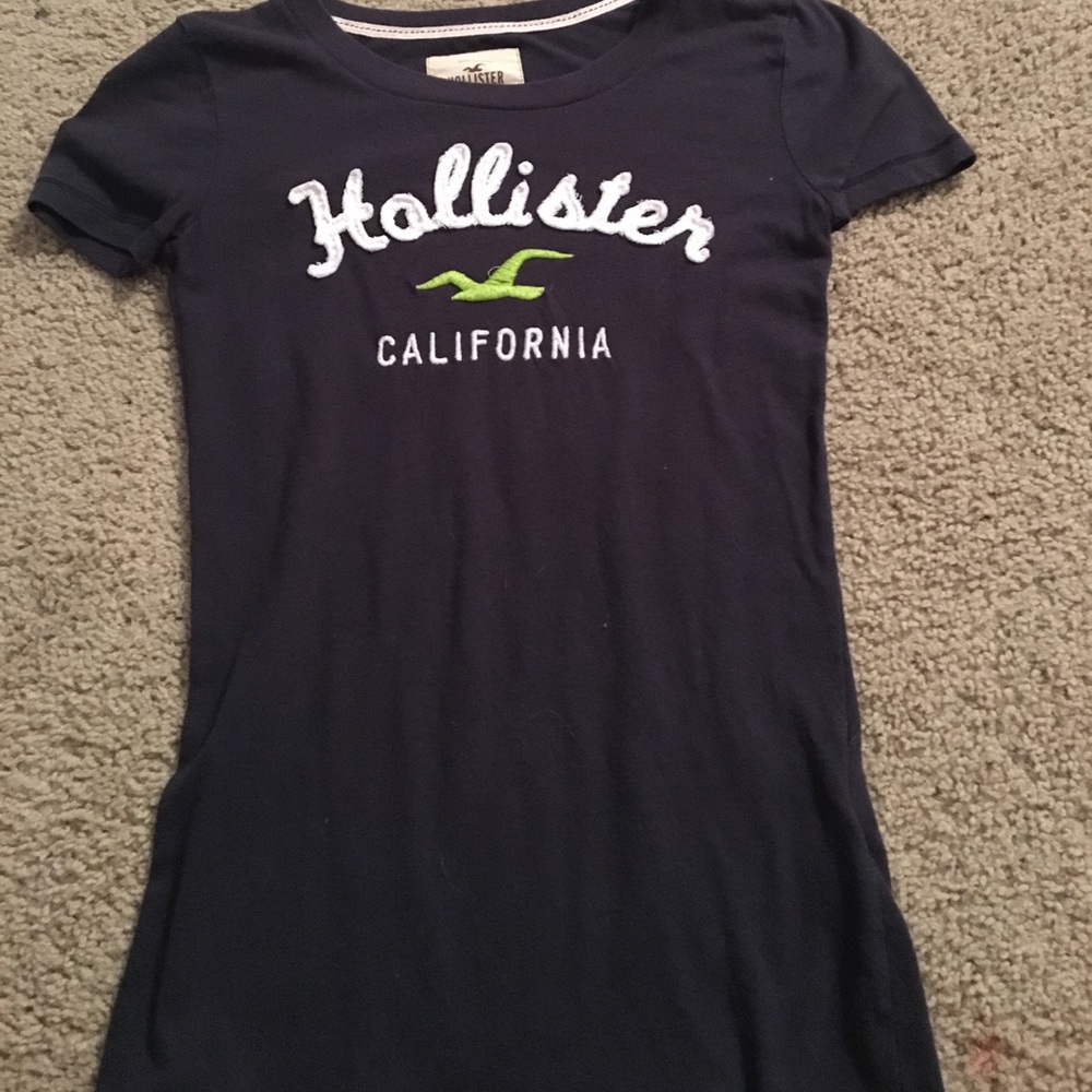 Hollister t-shirt