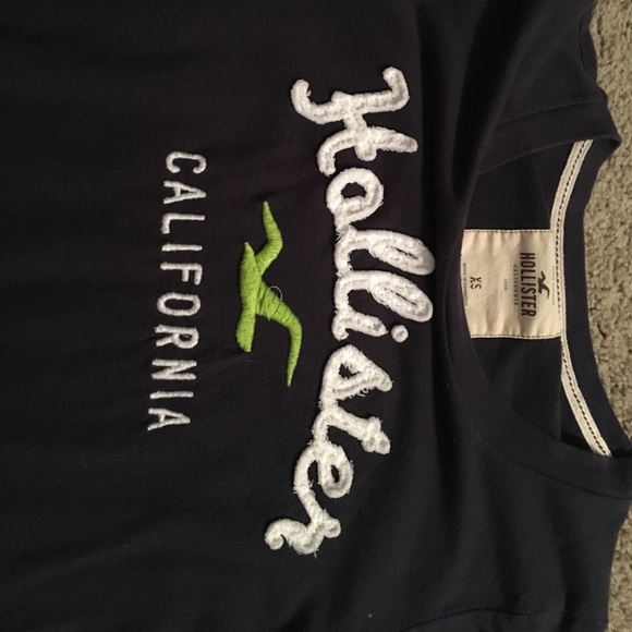 Hollister t-shirt - Picture 2 of 2