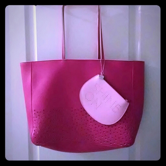 Bath and body tote with coin purse - Picture 1 of 1