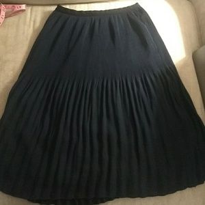 Vero Moda Navy Pleated Skirt XS