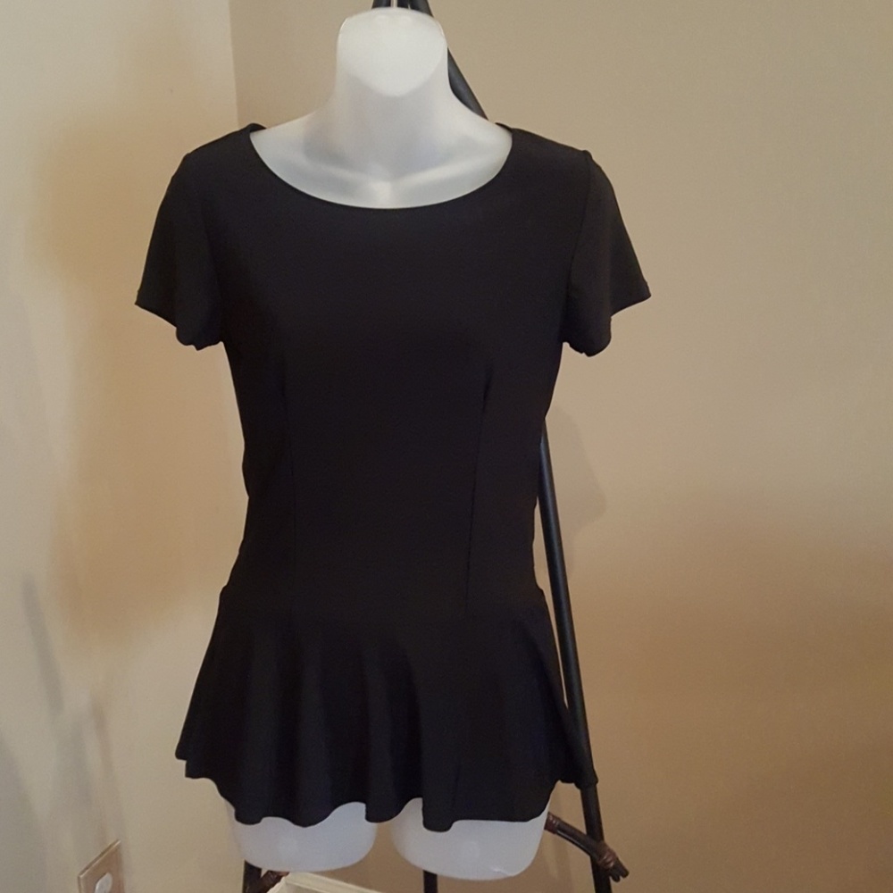 Black peplum blouse/NWOT