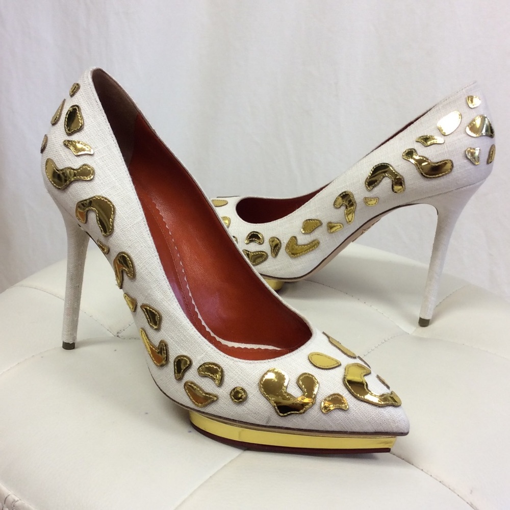 Chalrlette Olympia Canvas Gold Print Pumps