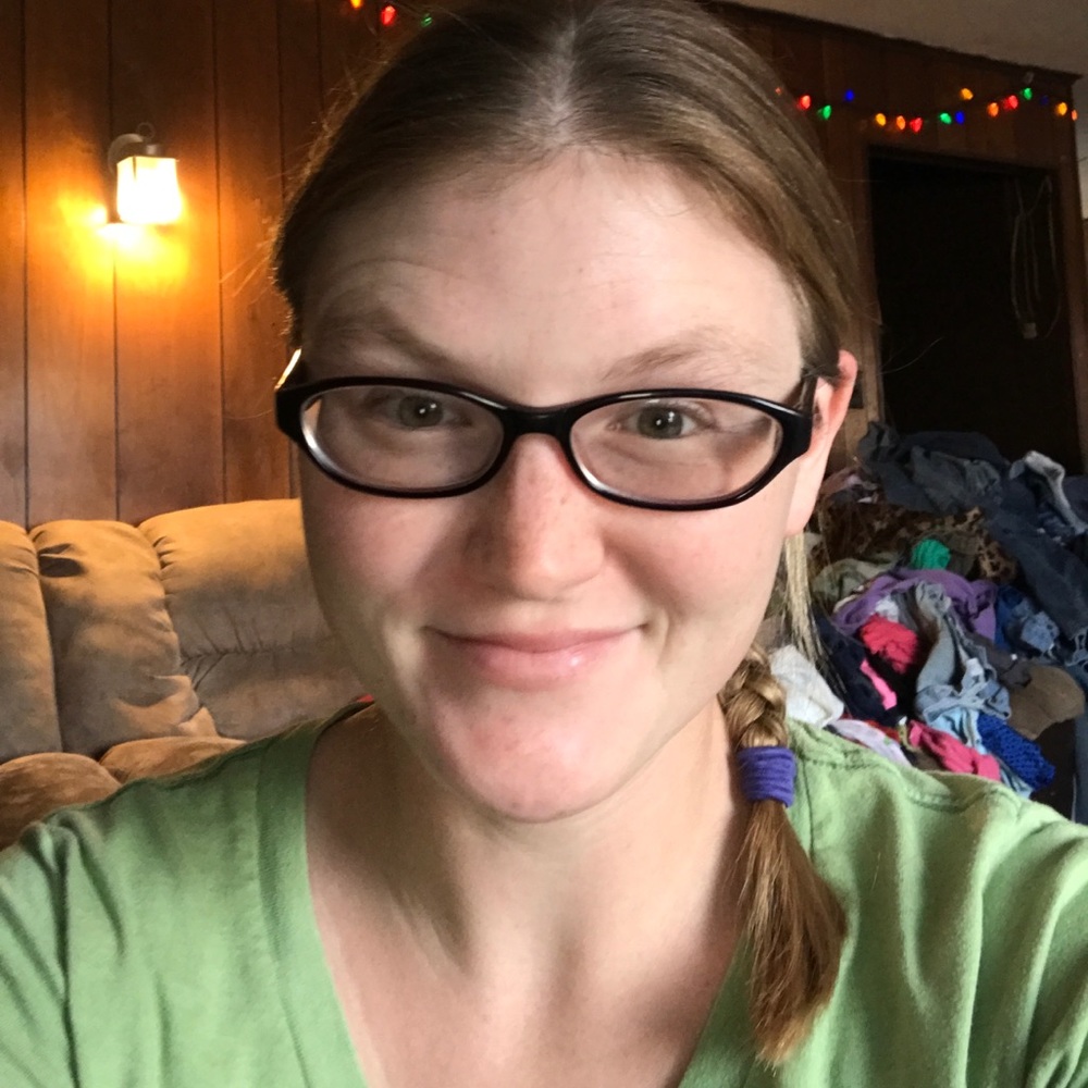 Meet your Posher, April