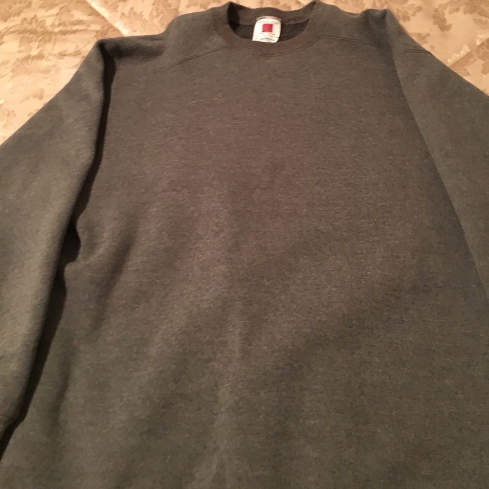 Men’s Sweatshirt size L