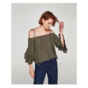 *NWT* Zara off the shoulder top, Sz M