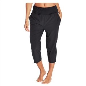 Calia by Carrie Underwood Foldover Capri Pant