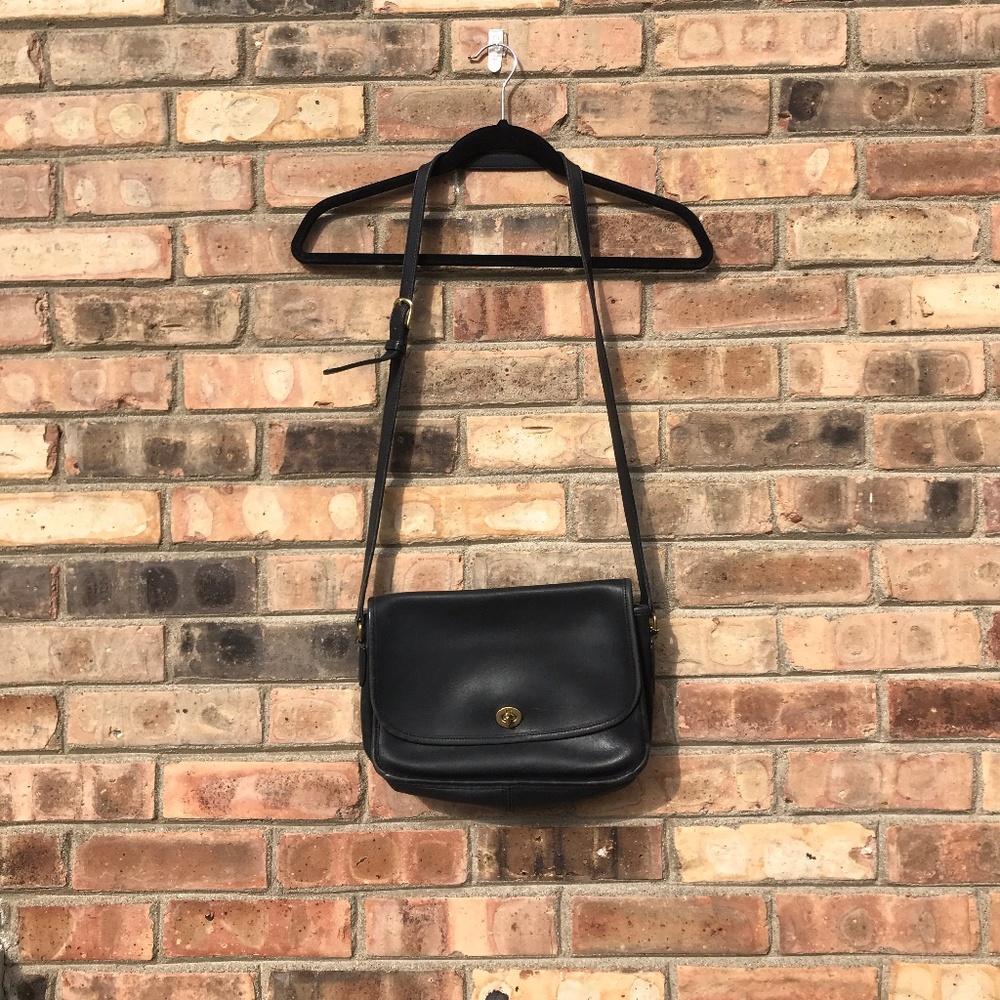 Vintage Coach Black Cross Body