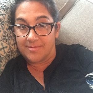Meet your Posher, Carin