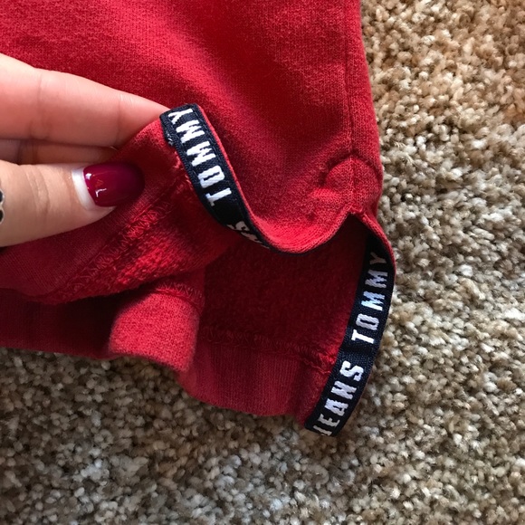 Vintage Tommy Hilfiger crewneck - Picture 4 of 4