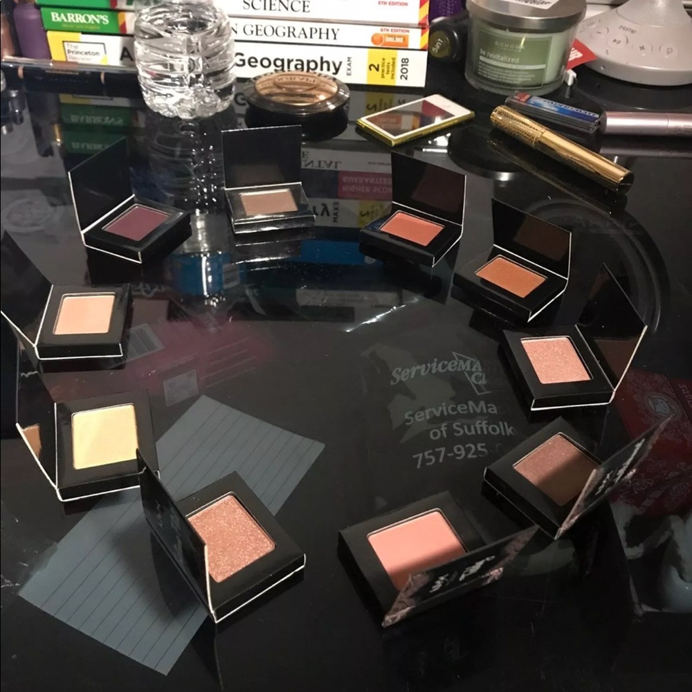 NYX Lingerie single Shadow 10 pack