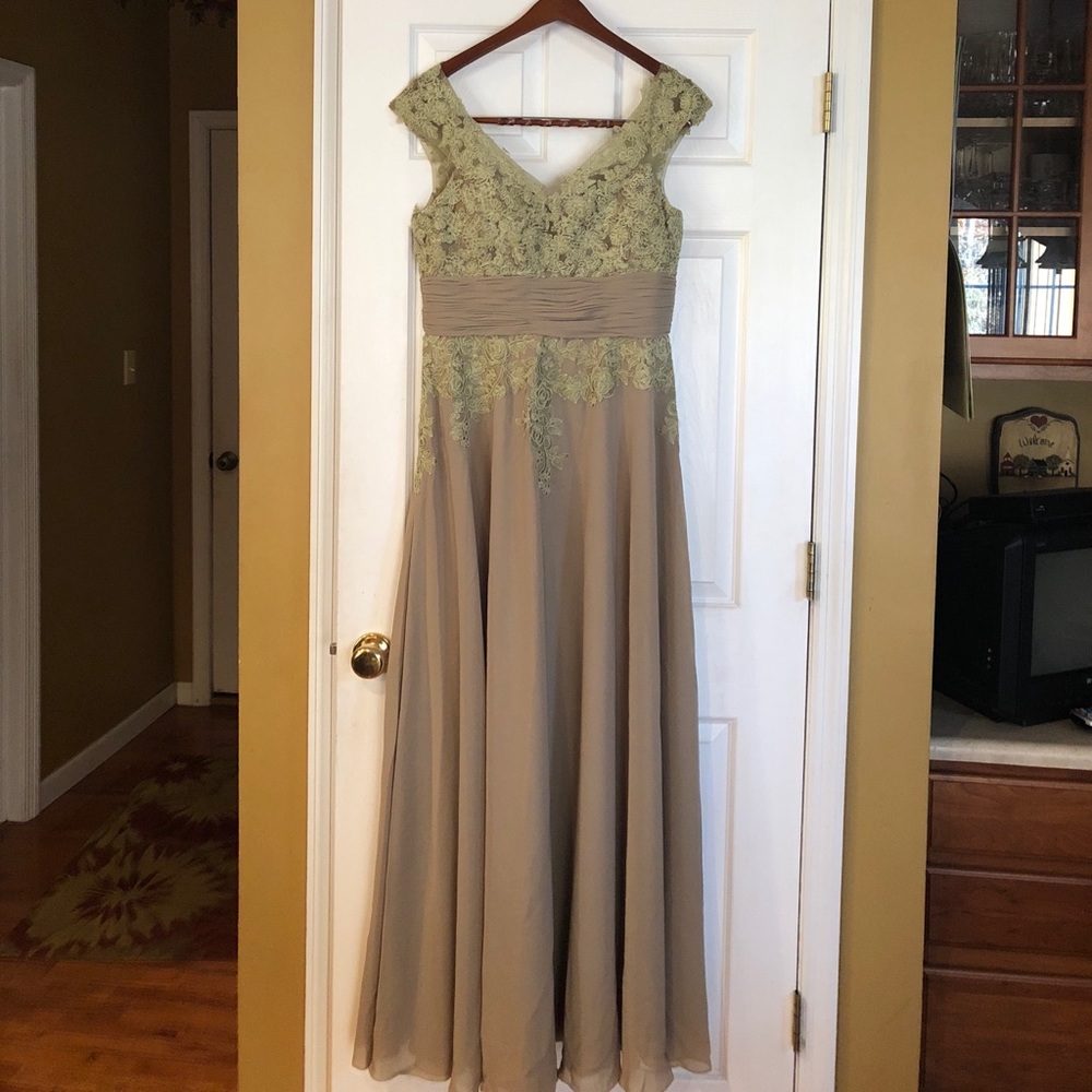 Formal dress size 12 and 14. Never worn,