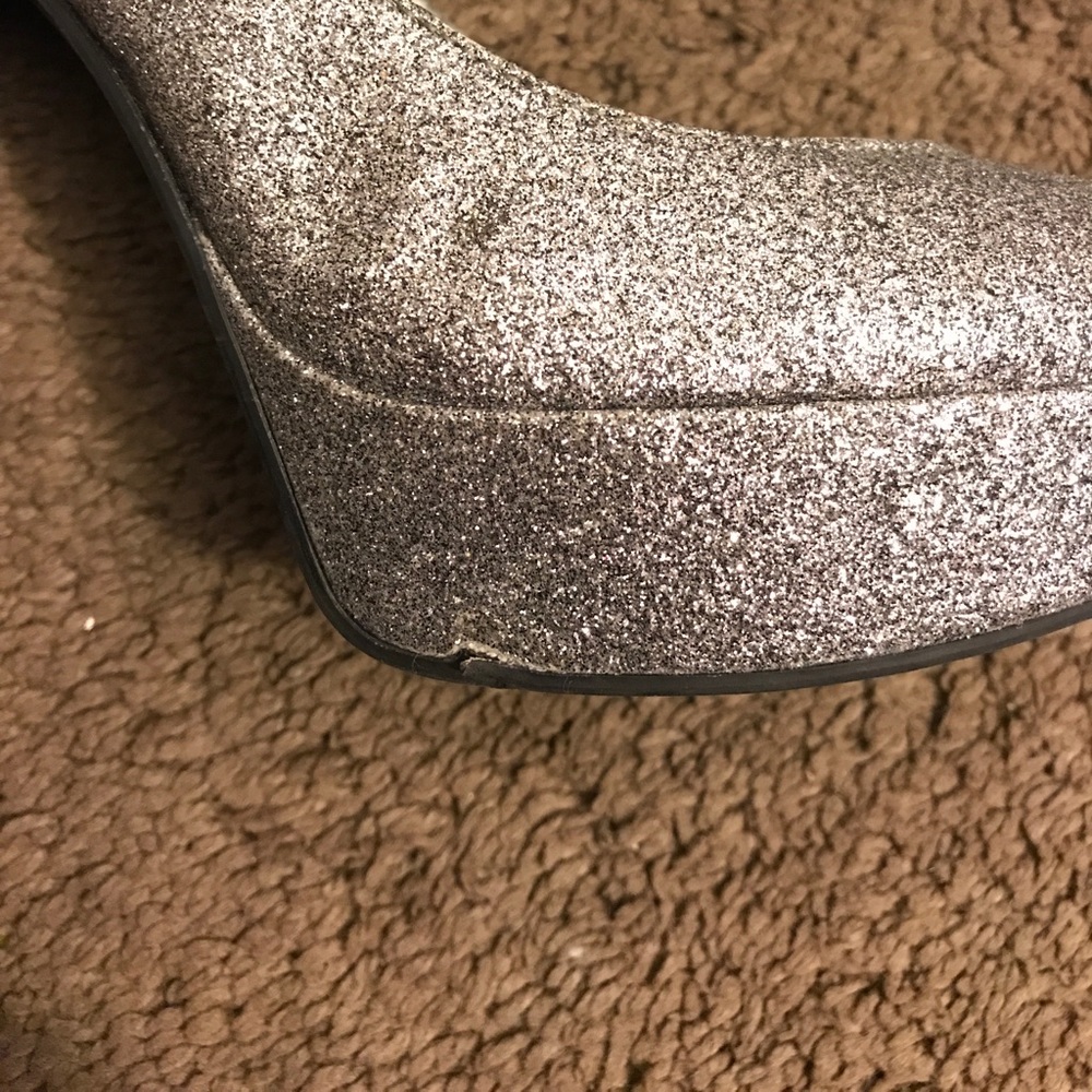 Platforms - Picture 3 of 5