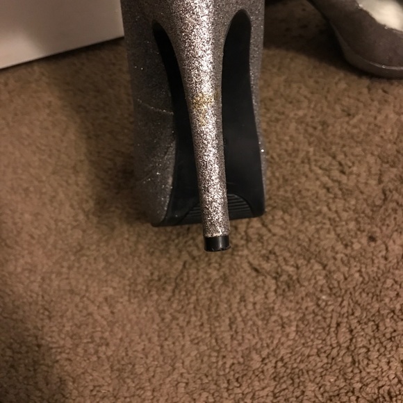 Platforms - Picture 4 of 5