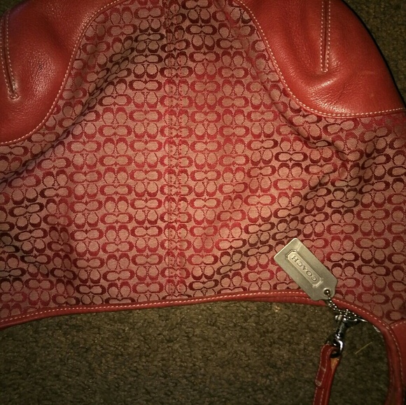 Purse - Picture 1 of 3