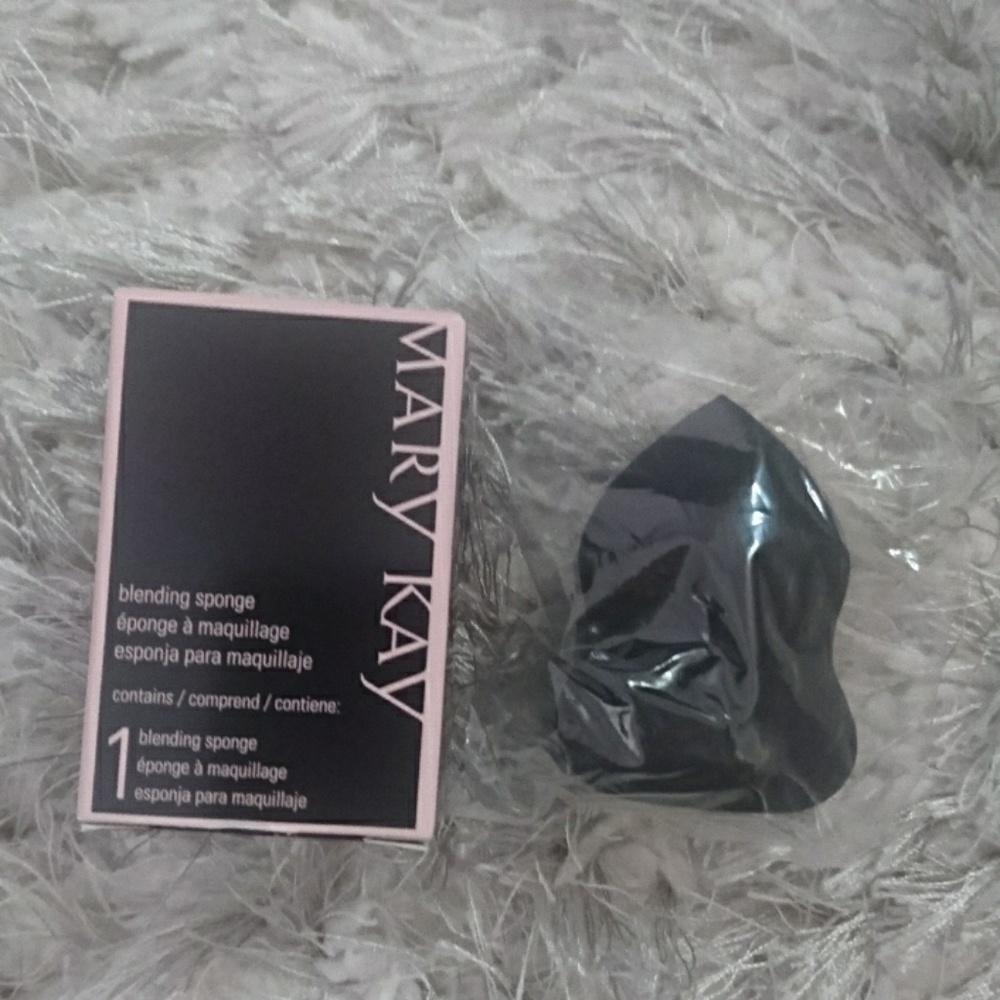 Blending sponge