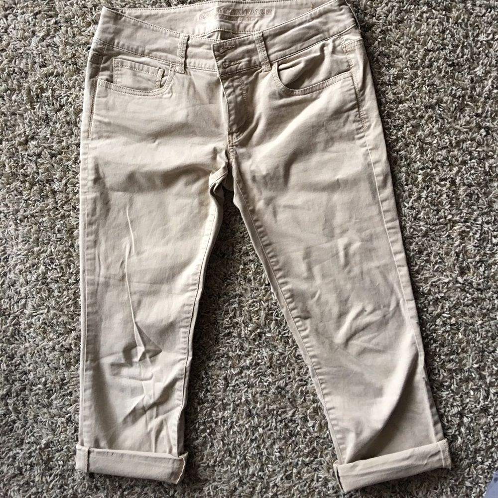 Khaki capris