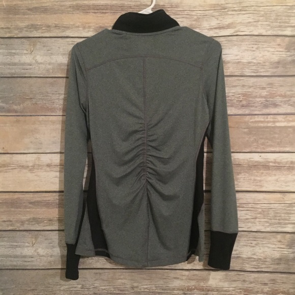 Performance Active Top - Picture 3 of 3