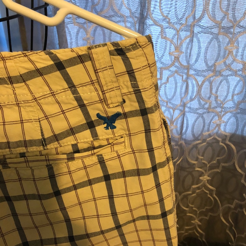 Shorts - Picture 4 of 4