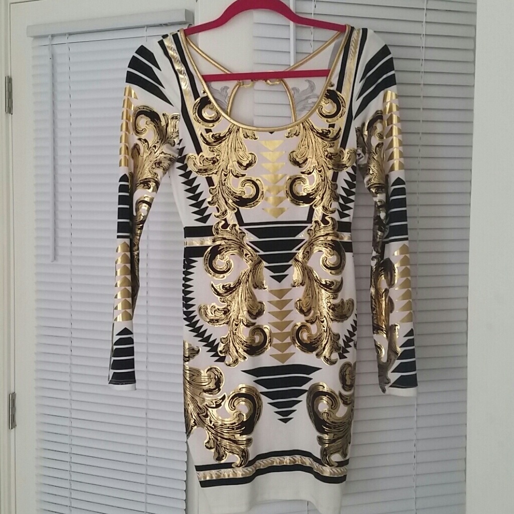 Sexy white black gold pattern dress