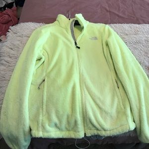 LIKE NEW NORTHFACE JACKET