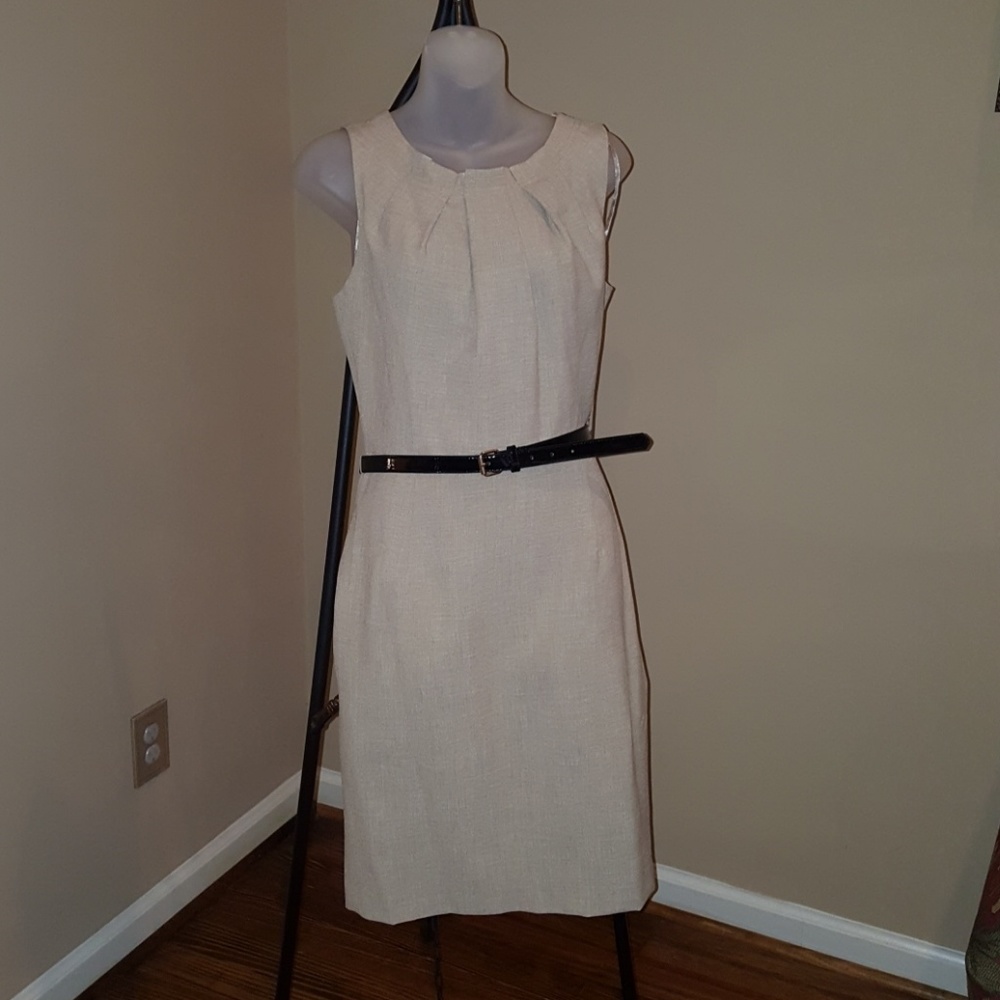 Women's Tan belted dress