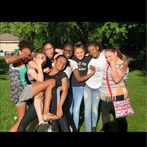 Meet your Posher, Jakaia