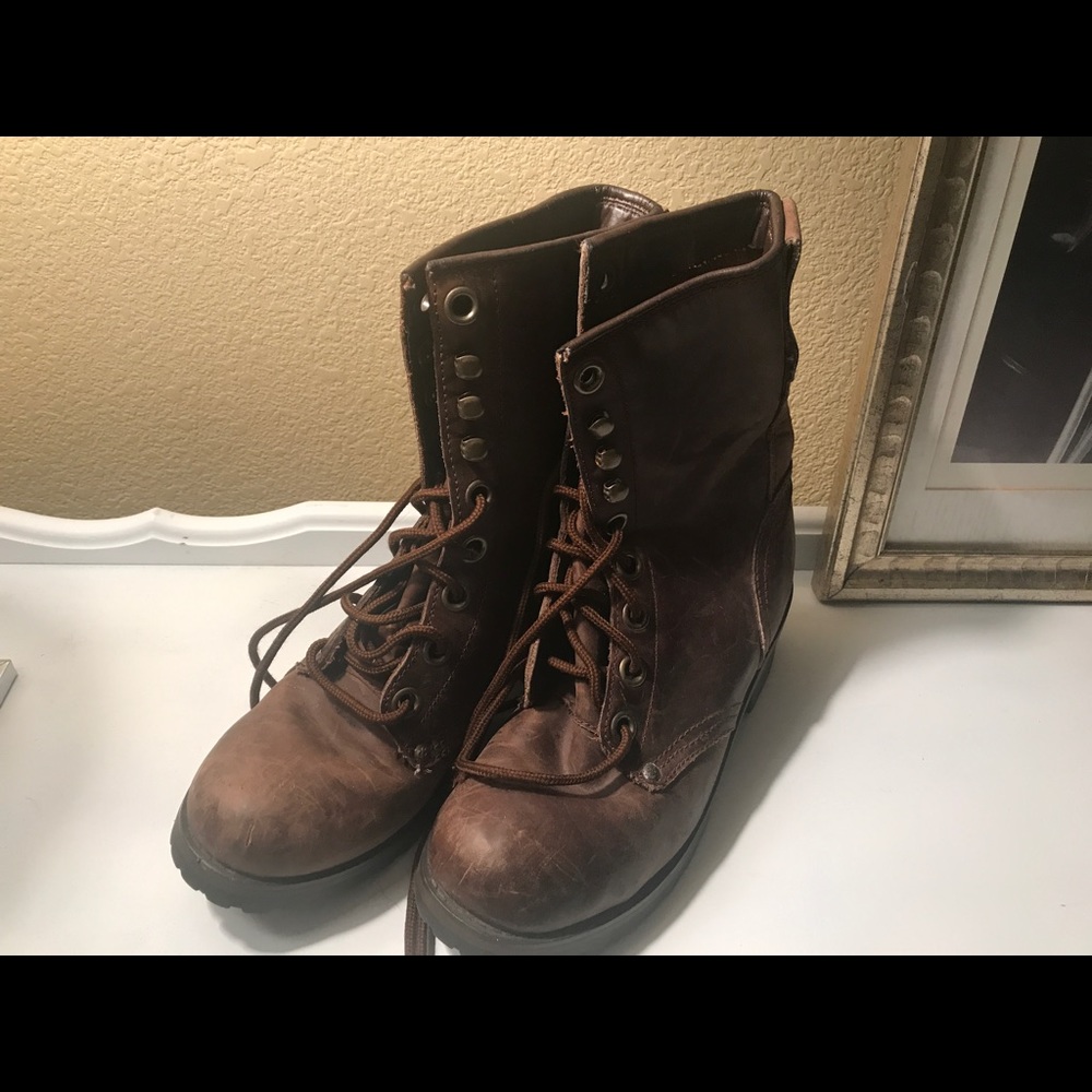 Rugged Boot ~ Super Cute On!