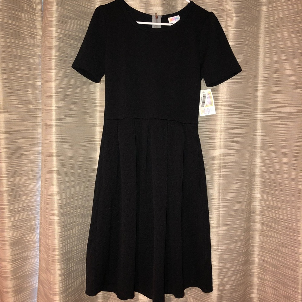 LulaRoe Black Amelia BNWT