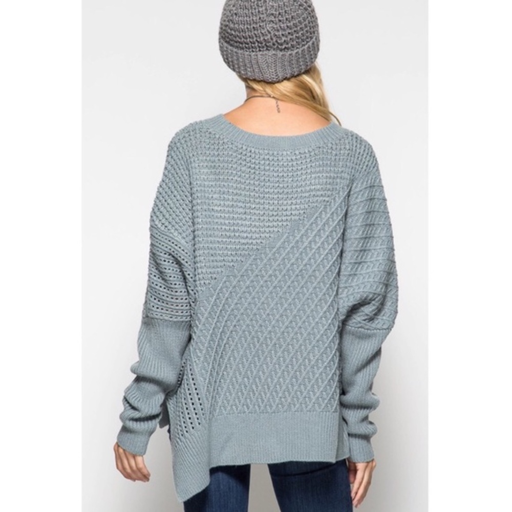 EMIKO long sleeve oversize sweater - Picture 2 of 3