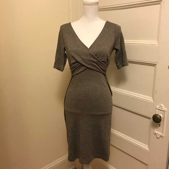 Banana Republic Dresses & Skirts - NWT Banana Republic Houndstooth Sweater Dress $60