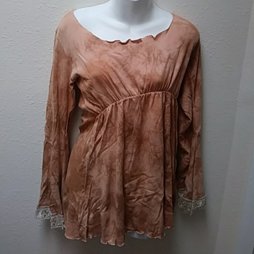 Beige Tie Dye Scoop. New with tags