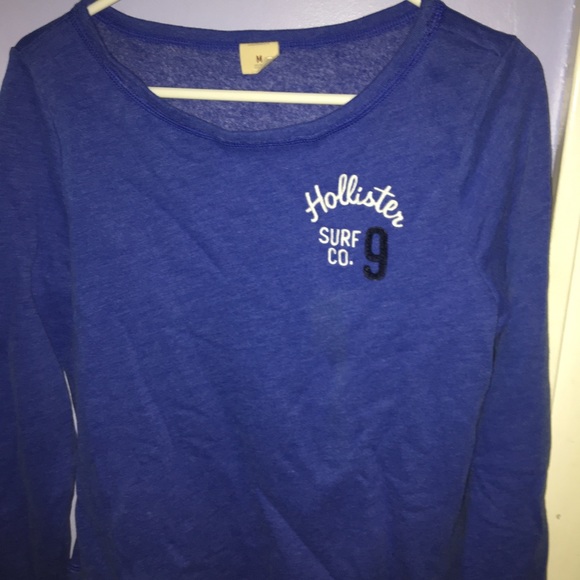 Hollister Crewneck - Picture 1 of 1